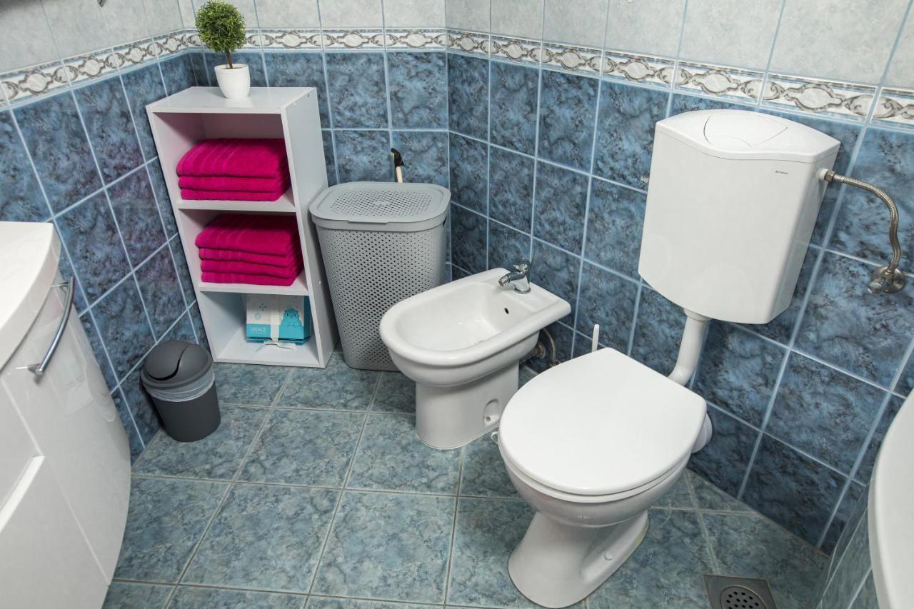 3 Bedrooms Apartman Dmt Kaštela Екстериор снимка