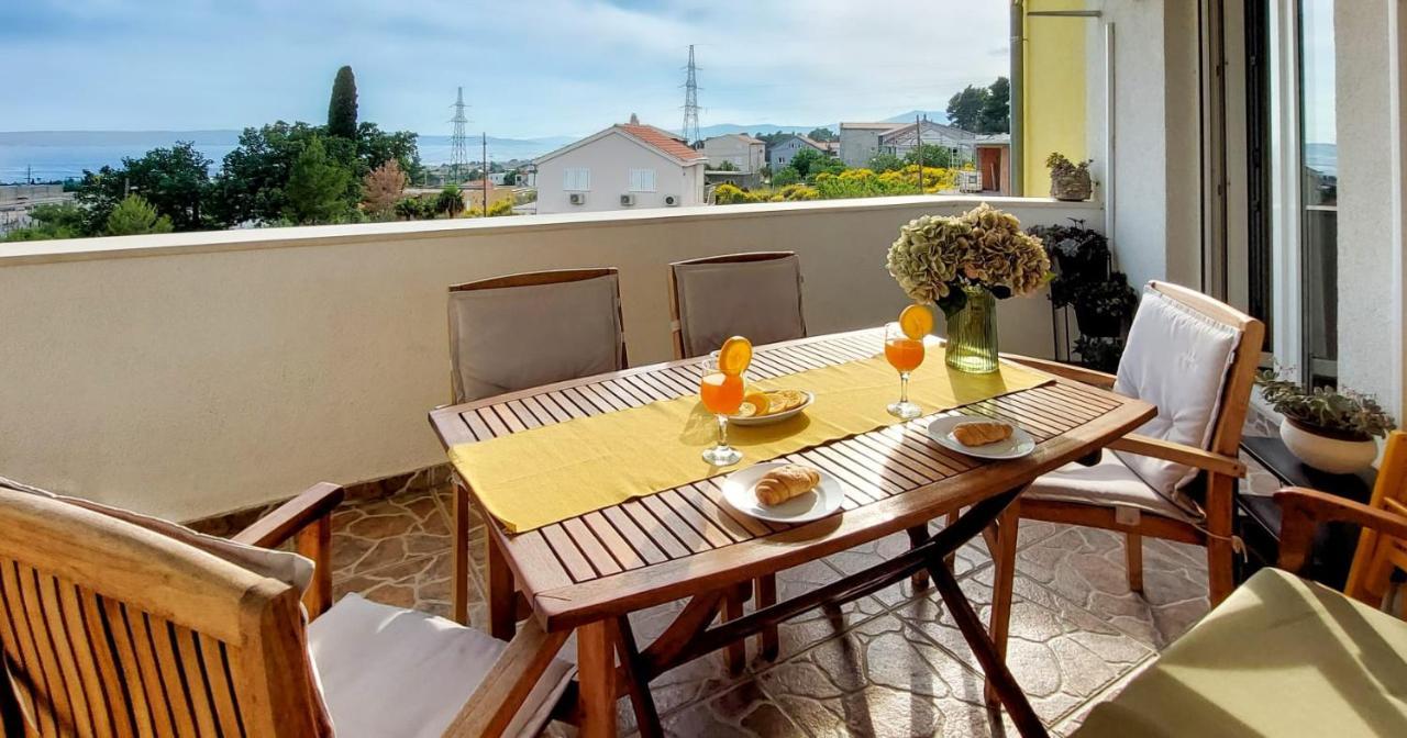3 Bedrooms Apartman Dmt Kaštela Екстериор снимка