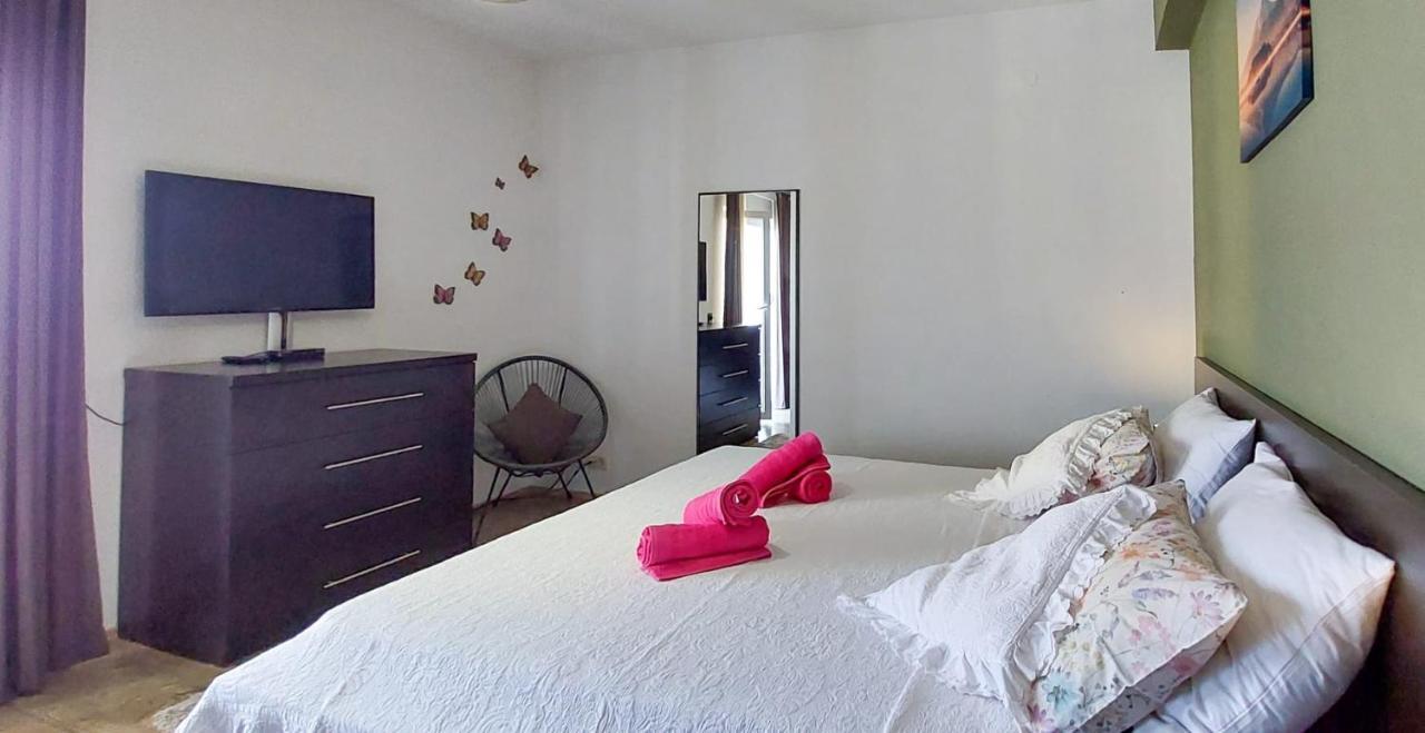 3 Bedrooms Apartman Dmt Kaštela Екстериор снимка
